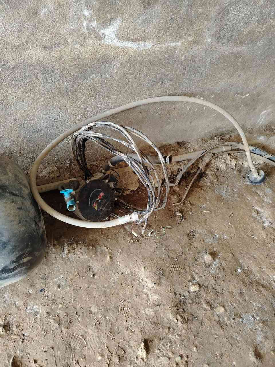 تانکی غازی ئیرانی 80 لیتر کامیل ئاشیەی ڵاگاڵا بۆ  فڕۆشتن ئەگەر مشتەری نیت سەری خۆموخۆشیت ماێشنە سحری 240 هەزارو محەمالا


**إذا كنت صاحب هذا الإعلان وتريد حذفه لأي سبب، رجاءا أرسل رسالة إلى الدعم الفني**