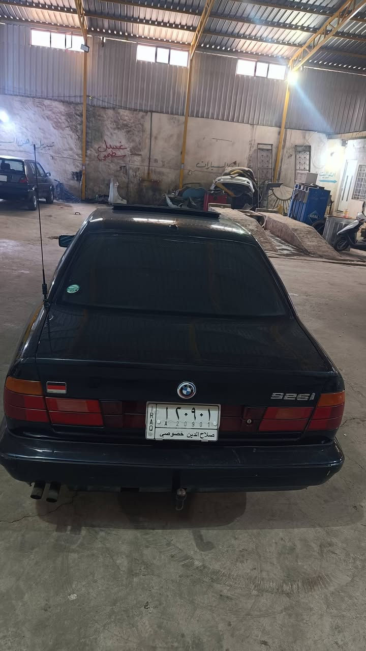 السلام عليكم PM للبيع 525 بليتا سنوية موديل 1993 السيارة مكفولة بدون ضربة وبدون حادث السعر 65 وبيها مجال العنوان موصل الشجراي يتصل علا هاذة الرقم *********** رقم الكورك ***********
