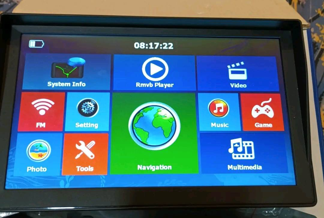 شاشة سيارة مع نظام GPS لمس مع قلم قيم بما يرضي الله وان شاء الله ما اقصر واترك السعر بالتعليق والتواصل واتساب ***********
