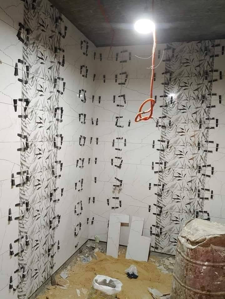 اصطه سراميك وبورسلاين متفرغ للعمل وبسعار مناسبه للتواصل ***********
