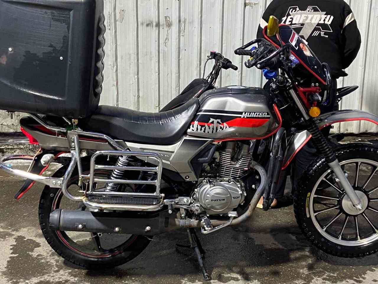 سلام عليكم دايون هانتر دراجه خير من الله دراجه نضيفه اوراق ناكعات ابيع كلك مكاني بغداد حي جهاد السعر مليون 150 رقم ***********
