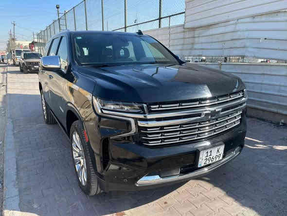 السلام عليكم تاهو  بريمر موديل ٢٠٢١ خليجي استلام وكالة المنصور باسمي رقم بغداد الدولي مكفول كفالة عامة وعليها تغليف كامل Pbf  فول مواصفات والبريمير معروفة مواصفات 
محرك ٥٣٠٠ ثمانية سلندر 
تشغيل عن بعد 
بصمة ابواب وتشغيل وصندوق 
فتحة سقف بانورما 
جكات 
داتا شوُ
فور ويل 
سقف كنتارا 
داخل جلد عسلي 
ستيرن كهرباء 
خزن ميموري 
دوس كهرباء 
انارة ترحيب 
علامة ضوء القمر 
ثلاجة
رادارات محيطية 
قيادة اليه 
حساس تنيه 
حار بارد كشن 
ومواصفات هواية والسعر ٥١٠ مكانها بغداد للاتصال 
***********
