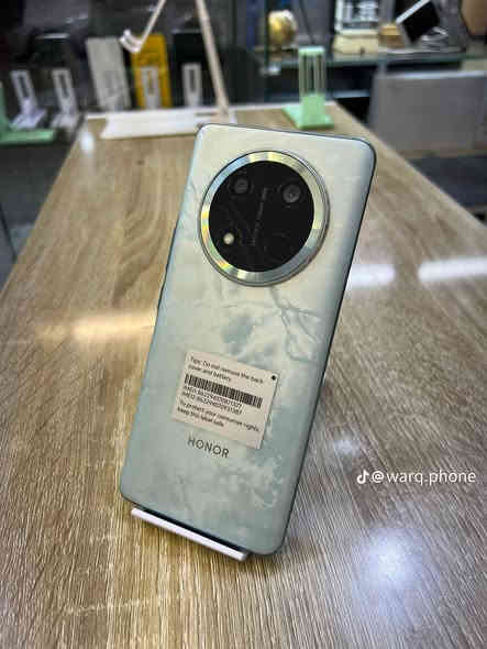 السلام عليكم للبيع هونر اكس سي جهاز شرط ذاكرة 256 رام 12+12 مستخدم شهر كارتون شاحنه كامل نضافه فول جهاز شرط السعر 310وبي مجال قليل للاستفسار الاتصال على ***********
