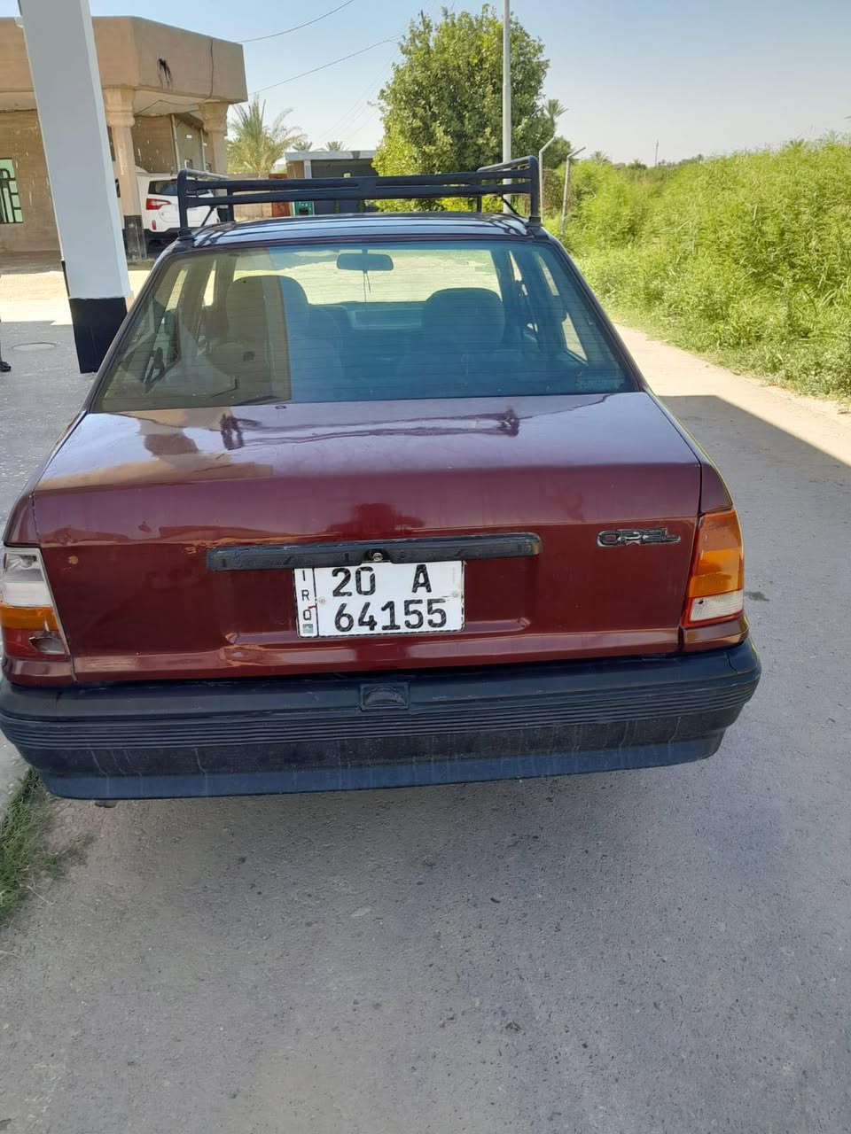 السلام عليكم أوبل كاديت البيع موديل 91سياره  كامله مكمله محرك جديد كير كفاله عامه صدر امامي خلفي جديد تايرات جديد كهربائي كل شغاله سياره كله شغاله مابيه اي نقص رقم  سياره دياله   رقم الهاتف ***********
