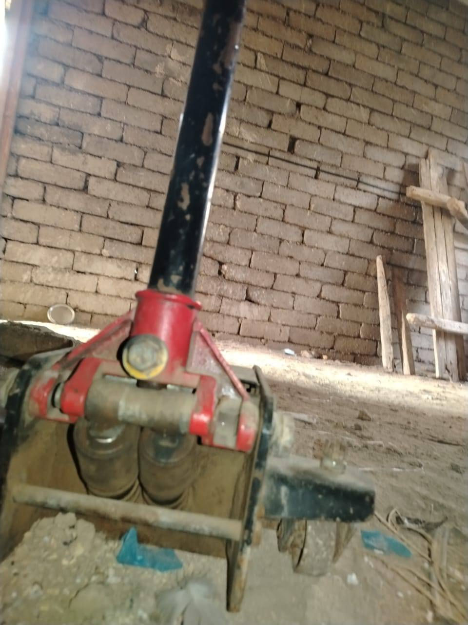 سلام عليكم
عندي كمبريسر .هوة حجم كبيىر نضيف شرط الشغل  تجي تفحص وتاخذ استخدام قليل بعدة نضيف 
و جك عربانة هم بعدة نضيف للبيع ثنينهن .استفسار 
***********
