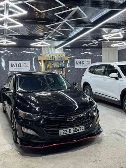 السلام عليكم …..
ماليبو 2022 RS
كلين تايتل 
مكينة  4 سلندر 1.500T
رقم اربيل 
السيارة ماشية 60mi
مواصفات السيارة !!
دخول ذكي
تشغيل ذكي 
تشغيل عن بعد 
سايد بريك بصمة 
حساسات اماميه وخلفيه 
نقطه عمياء 
تحكم ستيرن جهتين 
مثبت سرعه
شاشة ايباد تدعم ابل كاربلي واندرويد اوتو
كامرة خلفية 
سبايدر خلفي 
ويل كب رياضي 
كشن السائق كهربائي

الاضافات 
كت رياضي كامل 
سبويلر جامة خلفية 
لحية امامية 
زعانف جانبيه 
عازل حراري للجام كلة
لايت زنون عالي ناصي 

حادث السيارة /  بدون صبغ بدون تبديل  
دعامية مبدلة وبراكيت امامي وبجاملغ الايمن بيها طخة ممصلحة عل كد اصبع ترجع بارد هذا حادث امريكا 
وبارد بباب السايق ودحجة بلعتبه اليمنة بالعراق 

للتواصل // 
***********
