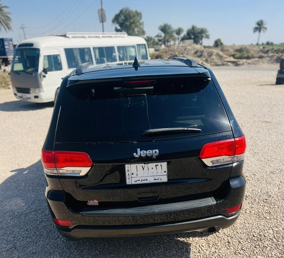 يالله 

جيب 2017 امريكي بدون حادث 

صبغ جماليه اثر اشخوط سياره جديده كلش
استخدام شخصي 
كير مكينه تخم تاير كفاله 
رقم واسط تحويل مباشر 
سعره مناسب كلش 
164 وبيه مجال بسيط 

مكانه بابل 
***********
***********
