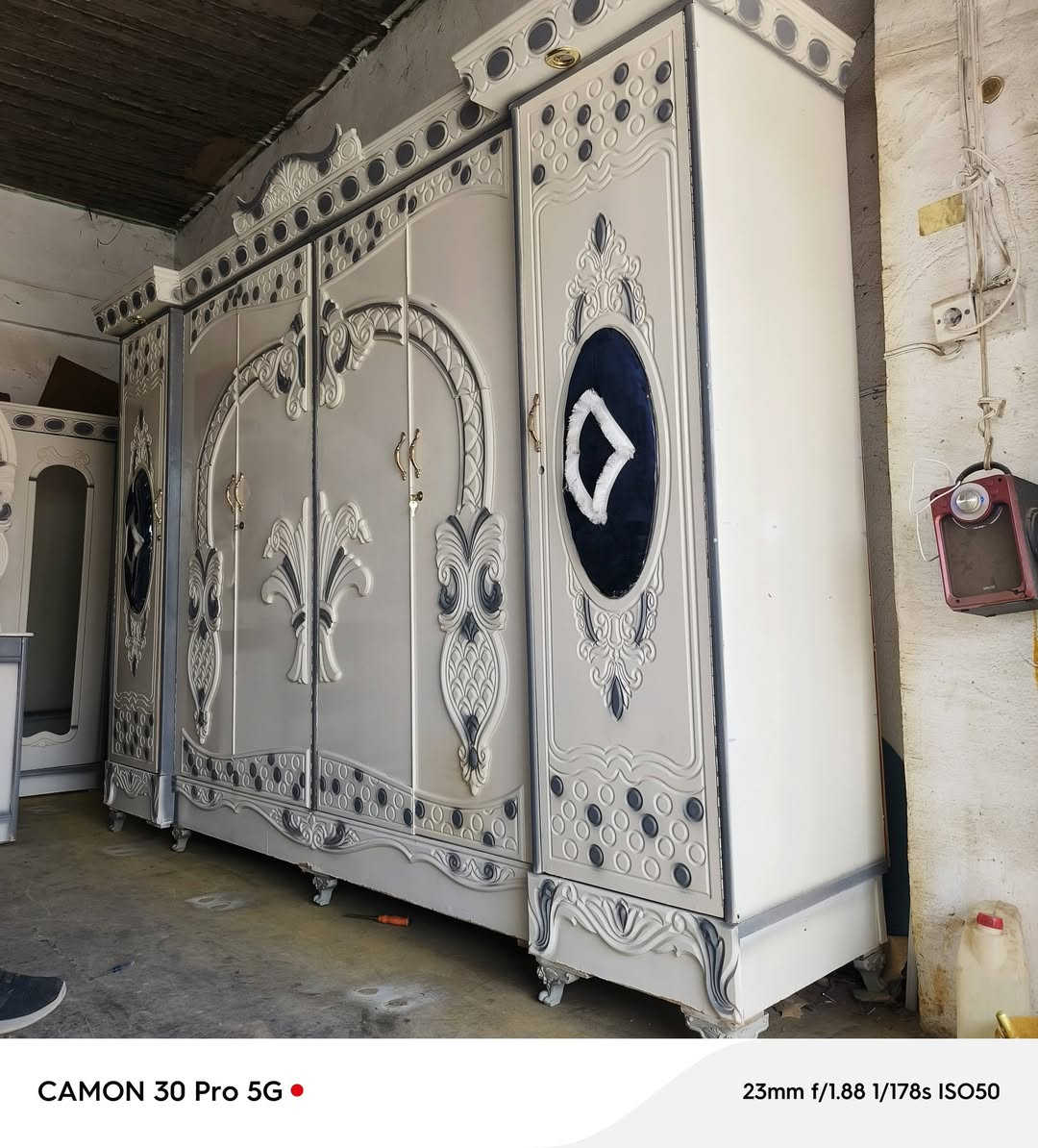 غرفة صاج عراقي كلش حلوة ونضيفه 
سته باب مديل حديث #صبغ_حراري 👉🏻🤍
#بسعر_مناسب_جداً  450 الف فقط 👉🏻🤍
عنوان جلولاء سوق السبت 
يتوفر توصيل 
للتواصل واتس او تصال 
***********
