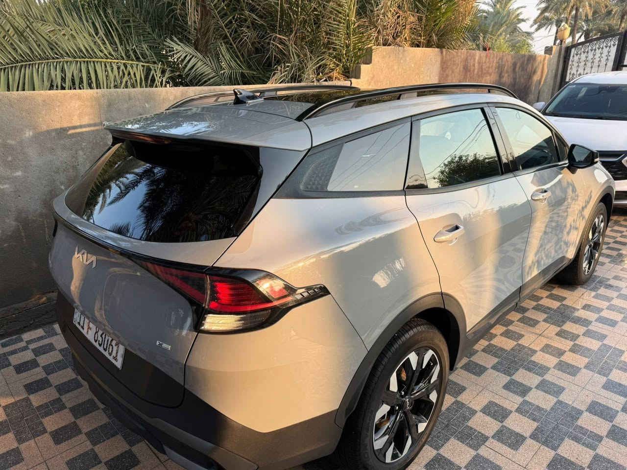 السلام عليكم ❤️ 
للبيع كيا سبورتج 2023 (كلين تايتل ) اكس لاين فول 
بدون ايرباك بدون صبغ بدون تبديل بدون فتح ليبل واحد 
رقم بغداد الجديد باسمي تحويل ثاني يوم ماشيه 30 ألف 
السياره ع وضع الشركه سبير مانازل مكان السياره بابل 
***********
***********
