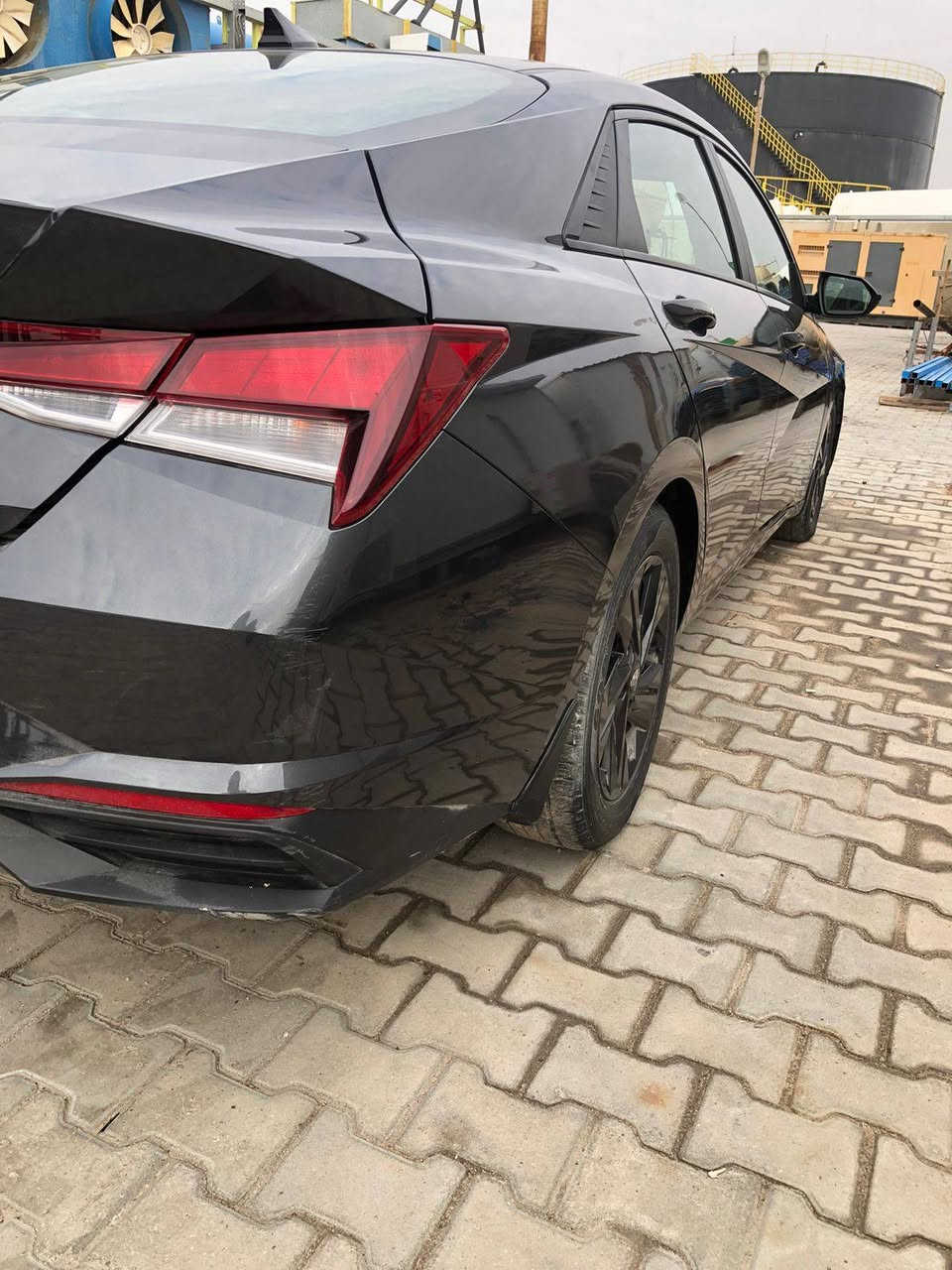 ا
السلام عليكم النترا اللبيع  وارد امريكي مكينه 2000دوش ماشية 97kmالف موصفات الامريكي معروفه  فول ماعده الفتحه ضربتها مثل ما موضح بصور الباب خلف السايق مبدل  باقي تفاصيل ستفسار ع رقم *********** غير متواجد ع النت السعر 137وبيها مجال
