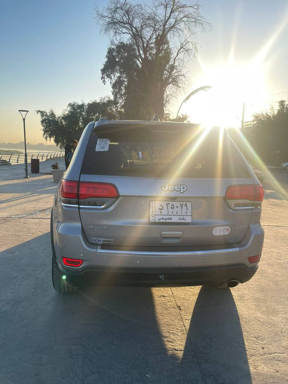 لون رصاصي رمادي
موديل 2018 
حادث بدون دواخل الشاصي سليم 
ايرباكات طاگه 
رقم بغداد 
صبغ جمالية بنيد وجاملغ وجزء من الباب الأمامي 
سيارة كاملة وجاهزة تخم تايرات جديدة 
منضومة بانزين جديدة 
تدفئه وتبريد 
السعر ١٩٠ $ وبيها مجال 
العنوان بغداد الكاظمية شارع المحيط 
***********
