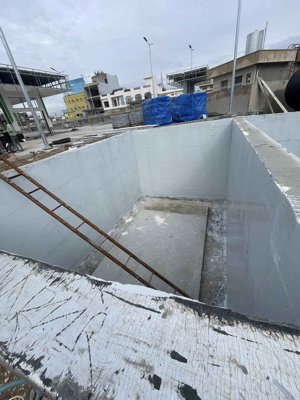 سلام عليكم ***********.
نشتغل جميع انواع اللاصباغ داخلي وخارجي باسعار مناسبه ونشتغل جميع انواع السقوف المغربيه نشتغل الايبوكسي للارضيات والجدار والسقوف الثانويه وجميع انواع الفليد الداخلي والخارجي بأسعار مناسبه ***********
