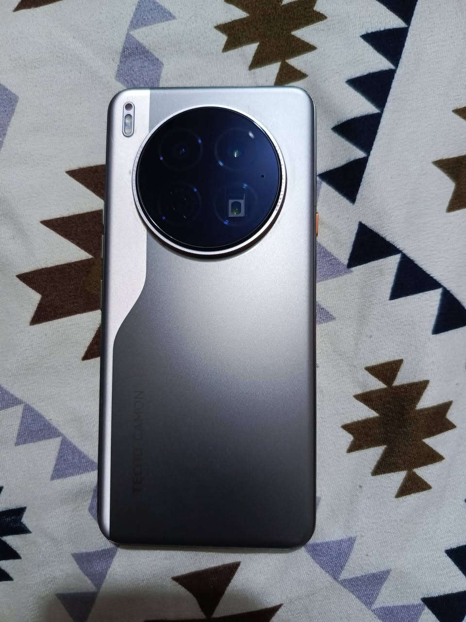 جهاز Tecno camon40premier5G مستخدم
جهاز يخبل ونضيف لا داخل تصليح 
كامره تخبل 
ذاكره 256
شحنه كلش حلو 
السعر 425
مكاني كربلاء حي الغدير


**إذا كنت صاحب هذا الإعلان وتريد حذفه لأي سبب، رجاءا أرسل رسالة إلى الدعم الفني**
