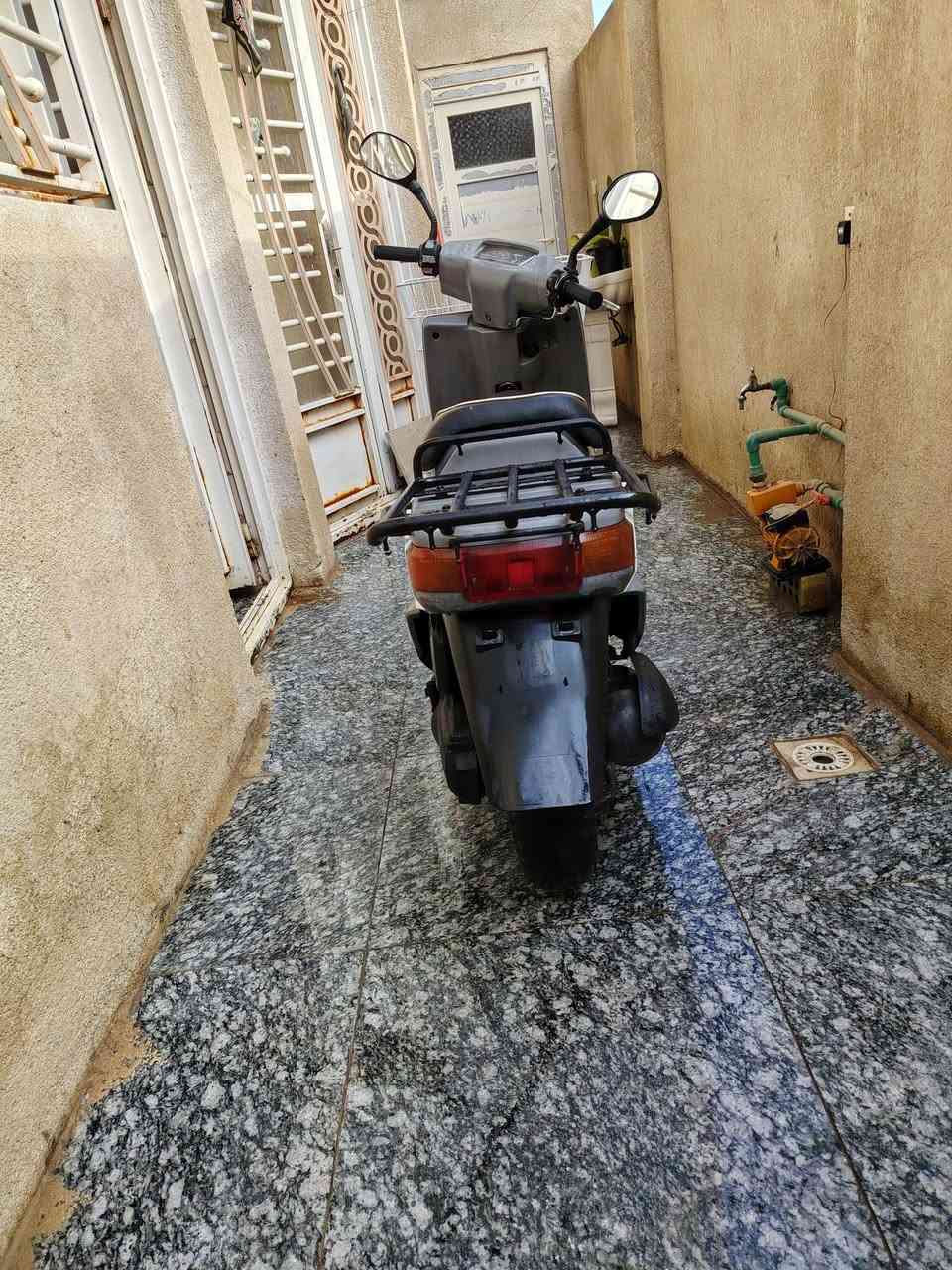 دراجه بيكم للبيع 
كلش نظيفه محرك ناعم شلعه قويه
كربلاء ***********
