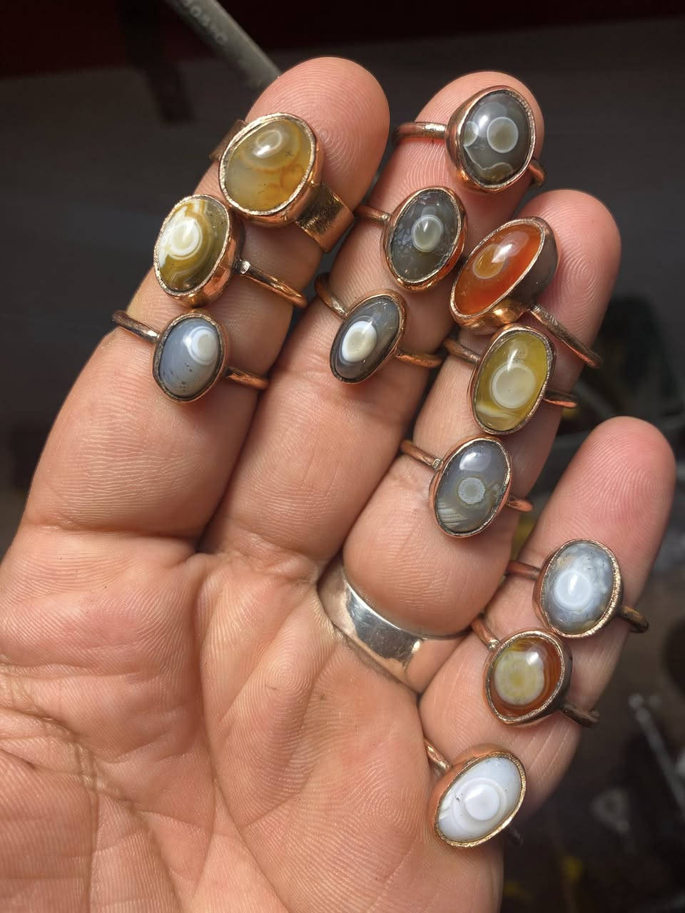 نواعم قطعه ١٠ صياغه يدويه


**إذا كنت صاحب هذا الإعلان وتريد حذفه لأي سبب، رجاءا أرسل رسالة إلى الدعم الفني**