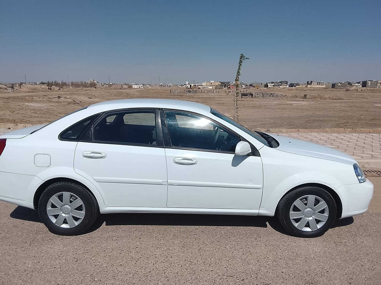 سلام عليكم اوبترا موديل 2011 للبيع كفاله من الضربه والصبغ والتبديل ما عدى قطعه وحده صبغ الصندوك اثر تكشير بلصبغ مكينه كير تخم تاير خير من الله السياره استلام محافضه بأسمي السنويه لل27 رقم بصره دولي للأستفسار الأتصال على الرقم *********** السعر 85 مكان السياره ابو الخصيب
