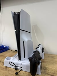 بلي 5 سلم    650 الف قاعدة البلي  25 الف السماعة 80 الف يدة اصليه سودة...