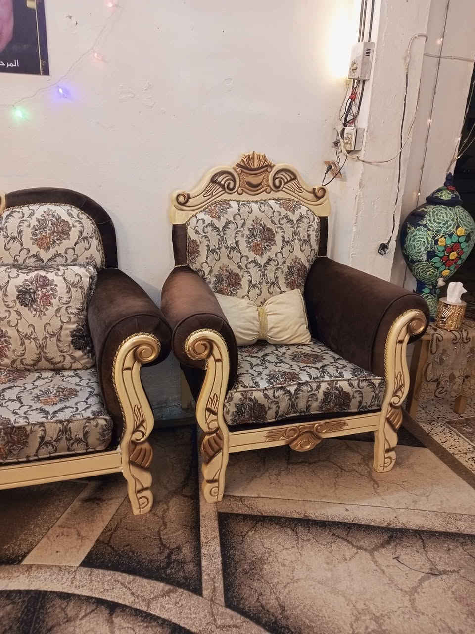 تخم تركي نضيف جدا مابي اي ضرر عشر مقاعد لسعر 450بي مجال بسيط مكان مشتل شارع لمطبك *********** بغداد, العراق
