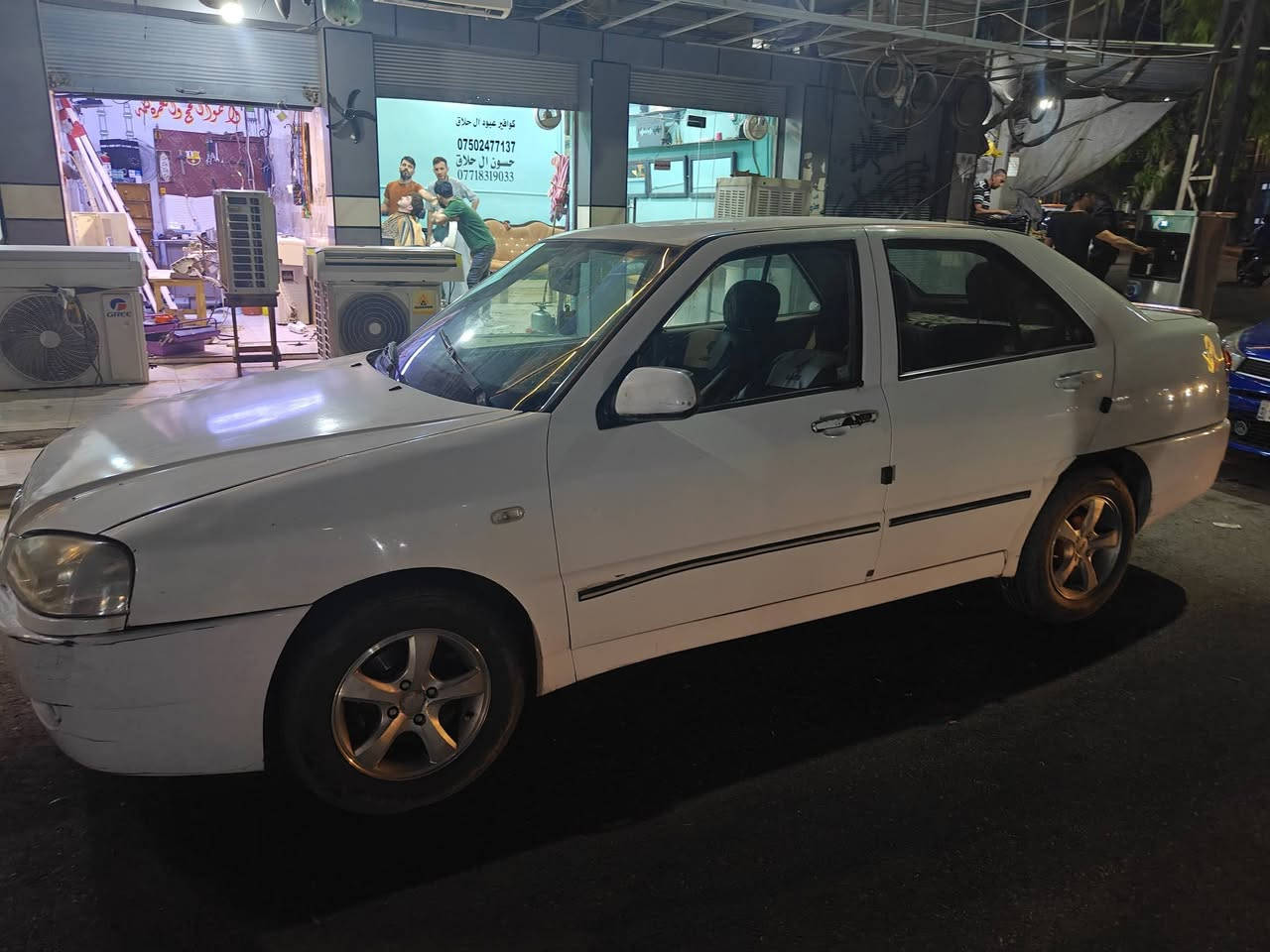 ✨ وصلت حديثاً إلى مكتب رهف 
خلينا نقدم لكم عرضنا المميز لهذا اليوم! 🚘💨
​📋 تفاصيل السيارة:
🔹 السيار 🚗كوين
🔹 الموديل: 2013
🔹 اتبريد 
🔹 كير ⚙️ شرط
🔹 المحرك:     شرط   🛠✅
🔹 الرقم: نينوه
🔹 الضرر ( جاملق امامي يمين شرط بدون دواخل
​💸 السعر.   35 وبيها مجال 
​📍 موقعنا:
الموصل - حي الزنجلي - قرب مول دريم 📍🏢
​⏰ أوقات العمل:
من الساعة 09:00 صباحاً وحتى 10:00 مساءً 🕘🌙
​📞 للتواصل والاستفسار:
يسعدنا استقبال اتصالاتكم المباشرة خلال ساعات العمل:
📲 ***********
📲 ***********
​🌟 مكتب رهف.. اختياركم الأمثل لسيارة العمر! 🌟
