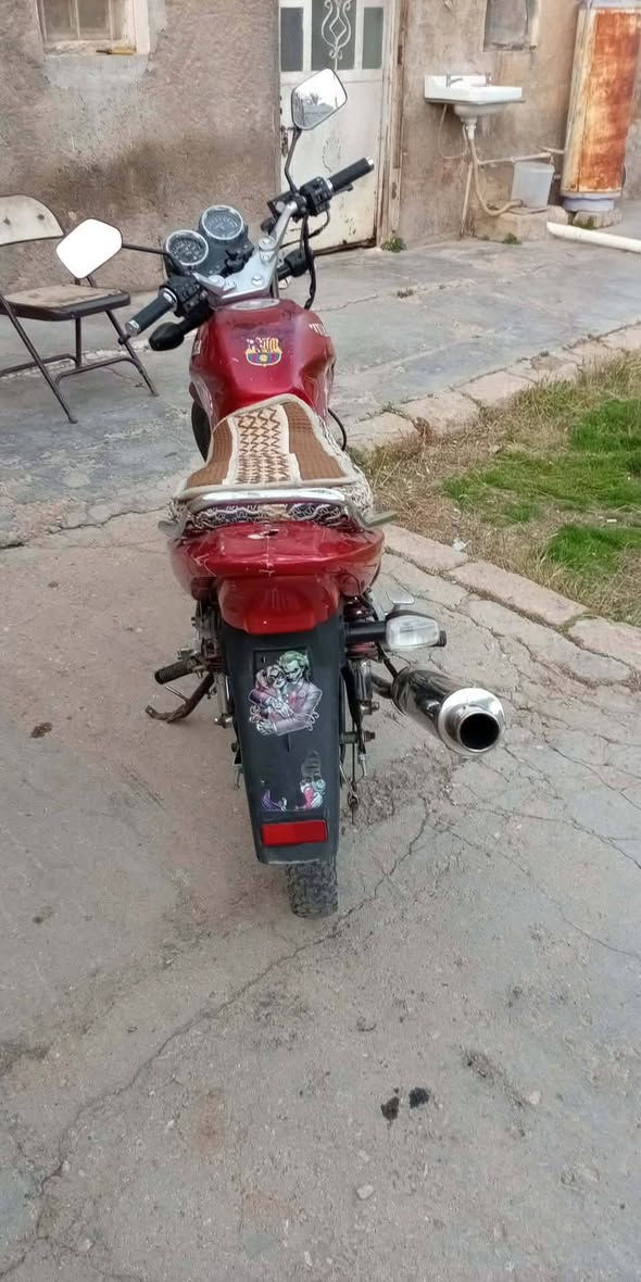 هايوشه كلشي مابي بس بل ويل خلفي بي طعج بسيط امراوس بسيفان


**إذا كنت صاحب هذا الإعلان وتريد حذفه لأي سبب، رجاءا أرسل رسالة إلى الدعم الفني**