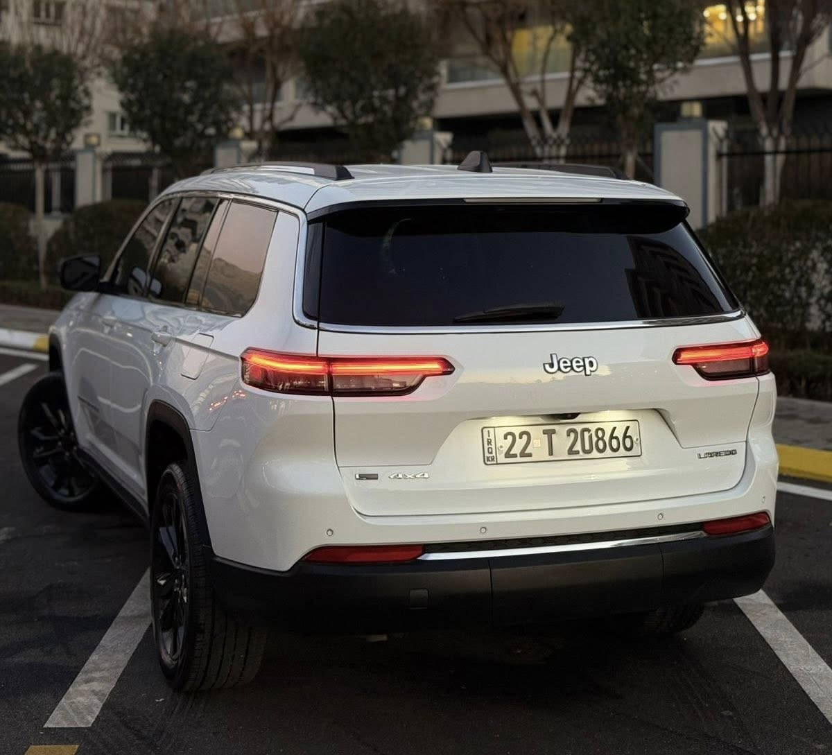 بۆفرۆشتن. 🇺🇸🤍📦للبیع

‏Jeep grand cheroke 2021 Large
چێپ گراند چیرۆکی مۆدیڵ ٢٠٢١ 
ڕەنگ سپی بەفری،کوشن کارەبا،بەصمە 
شەغال،برێک بصمە

کوشن هیتەر ،سوکان هیتەر ،تبرید مرکزی،کوشن ڤی ئایپی
سندوق شەفت،ڕاداری لاکان و ناوچەی کوێر،تحدید سرعە

گێڕی سەرسوکان،شاشە گەورە و گێچ دیجیتاڵ،دەبڵ ئەکسل
٣٧ هەزار ڕۆیشتوە 
درگا بصمە،چەندین مواسەفاتی تر…

ئەزیزان سەیارەکە زۆر تازە و جوانە نمونە لە جوانیدایە
١ درگای بۆیاخە بێ ناوگرتن ،بێ ئێرباگ،پێش و پشت کەپسە
ڕەقەم و سەنەوی تازەیە بە ناوی خۆمەوەیە 
گێڕ و مەکینە و ئەکسلی بەشەرت

شوێن ؛سلێمانی🏠

سعر /في التعليق يتم الرد فورا على المسنجر ✍🏻

نرخ/ لە کۆمێنت بنوسە یەکسەر وەڵام دەدەیتەوە 📮

ژم:***********
