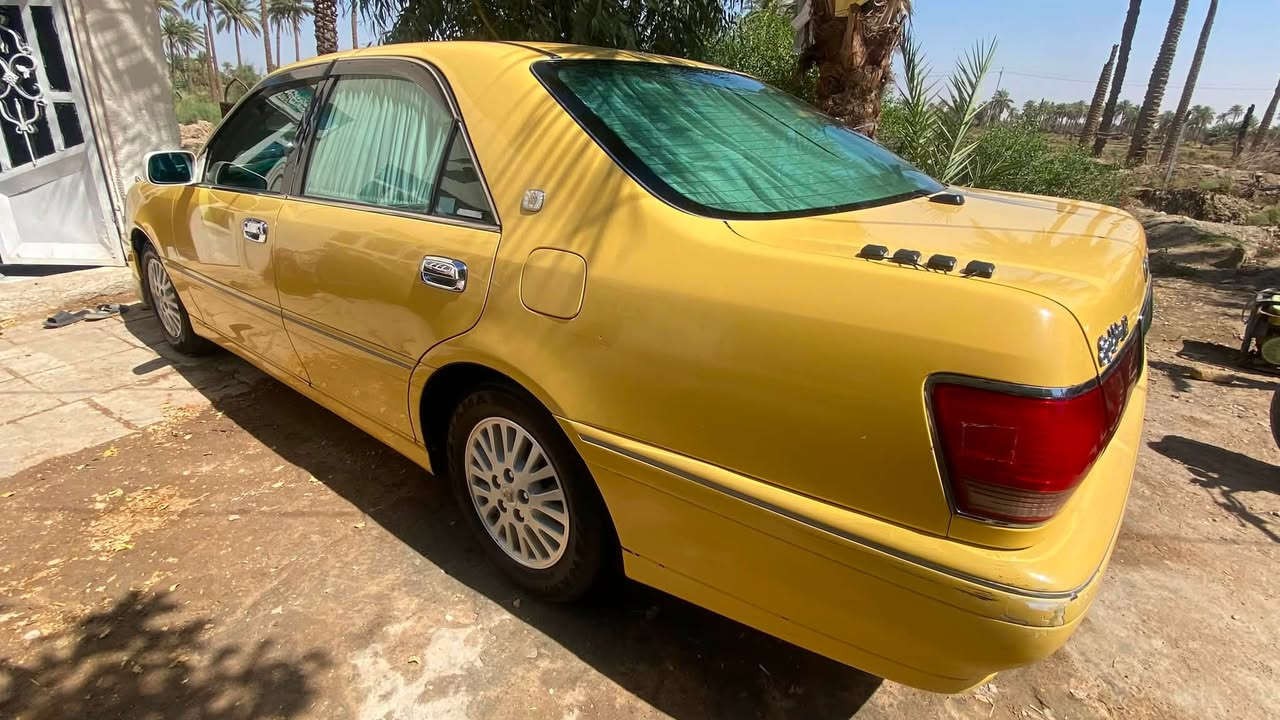 السلام عليكم للبيع گصه قماره وبيه دحجه بسيطه بجاملغ الخلفي الايمن فقط وكاله شوكت متريد جاهزه تبريد حداديه تخم تاير حالياً الويل الأسود عليها غرفه جلد محرك ديفور الزغيرالسعر  58 عليها غرامه تنزل من سعرها هـ*********** مكاني مشخاب
