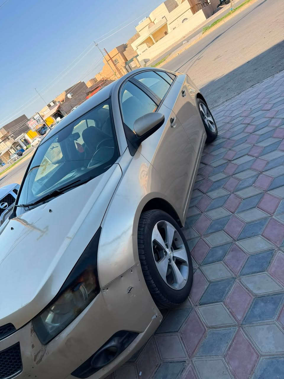 سلام عليكم البيع او مراوس 
شوفرليت كروز 
موديل 2010
بانزين و بيها منضومه غاز 
بيها قطعتين صبغ
مكان السياره تكريت 

***********
