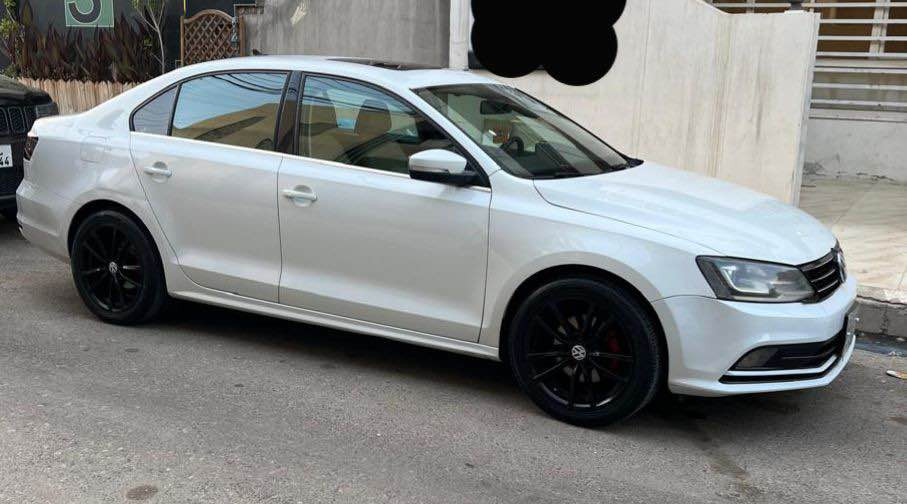 Volkswagen jetta 2018 SE
فولكسفاجن جيتا موديل ٢٠١٨
جاملخ و بونيت صبخ بدون دواخل بشرط 
ارباك ستيرن سيستم
سيارة مرقم أربيل 
مواصفات فول
سلايد 
كشن جلد 
كشن هيتر
داخل بيجي
تحكم ستيرن 
بلوتوث 
محرك ١.٤ لتر
ماشي ١٥٠ الف كيلومتر 
گير محرك بشرط
سعر ١٣٥$ و مجال
***********
***********
فايبر + واتساب موجود أربيل, العراق
