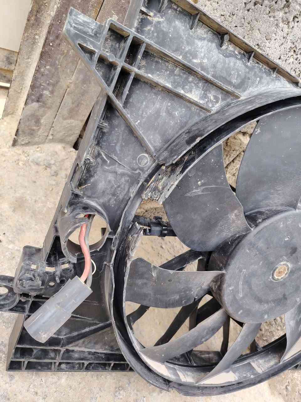 سلام عليكم مروحه جارجر بوليسي عاصفه 22
بيه كسر نفس ما موضح ب فديو شغاله ما بيه رجيف تجي تفحص وتشوف الي تفيده يخابرني *********** ويدلل
عنوان سماوه متوفر توصيل
شغاله شرط
