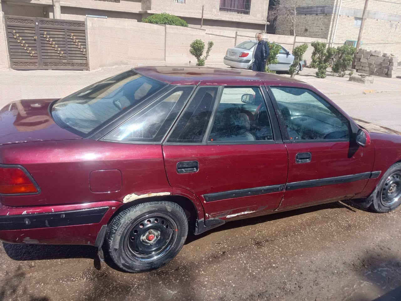 سلام عليكم ورحمة الله وبركاتة  اشلون شباب الطيبه مرخصت ابو الكروب اسبرو دايو 94سياره كامله اي نغص مابيها العنوان دوره شارع 60السعر 30الشراي يدلل***********
