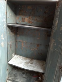 خزائن • للبيع