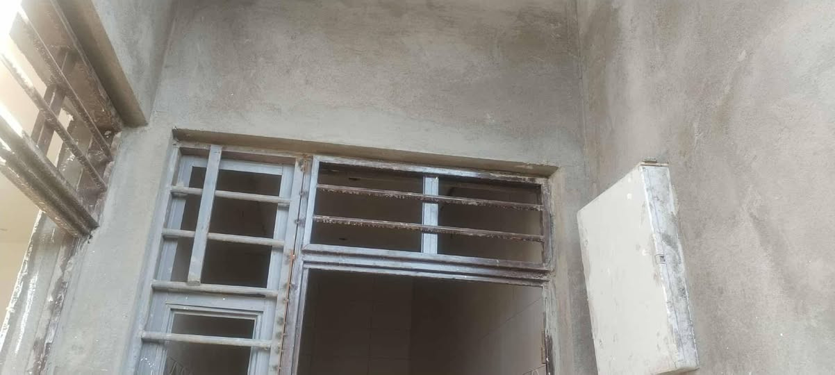 خلفه لبخ متفرغ ***********
