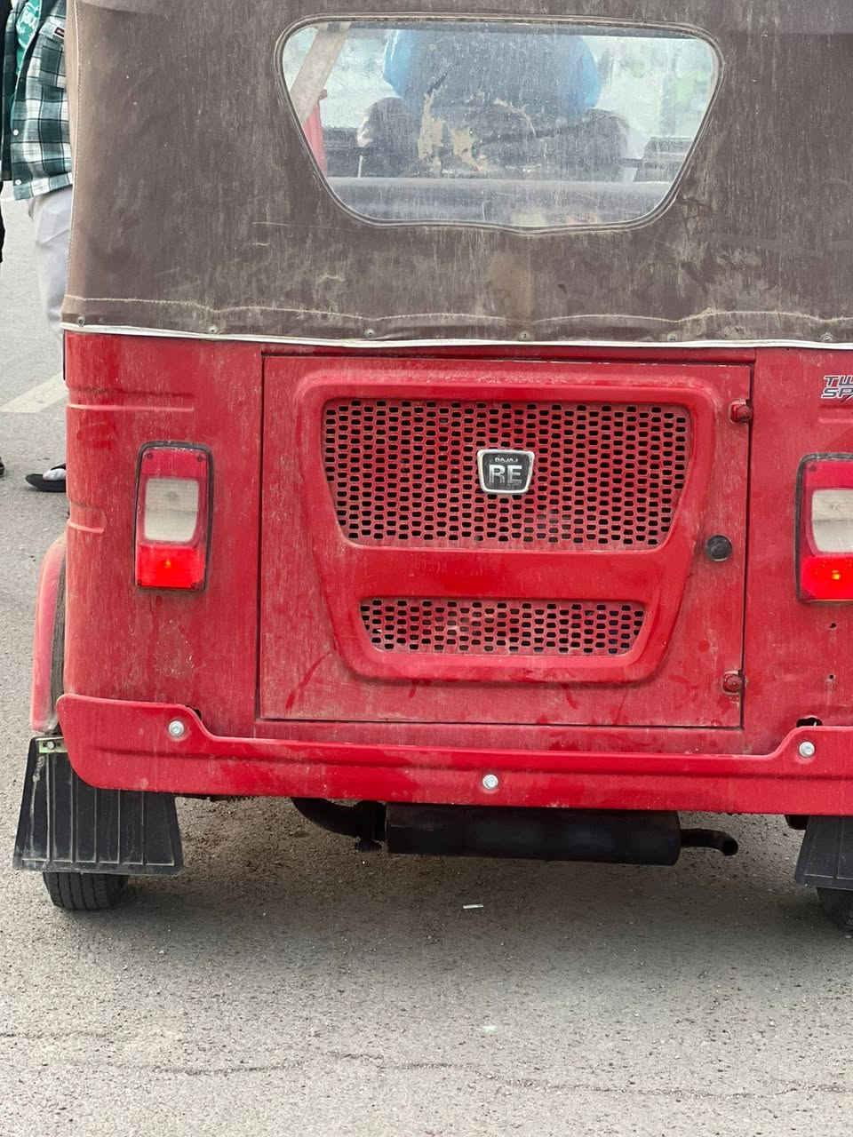 تكتك موديل 22 شهر 7 اوراق اكفلك ترقيم تكتك كفاله  السعر7 او900.  رقمي***********
