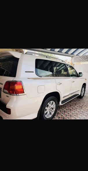 السلام عليكم 
للبيع لاندگروز ١٣ بريم فول مواصفات 
رقم بغداد كفاله عامه 
مكان بغداد السيديه هاتف ***********
