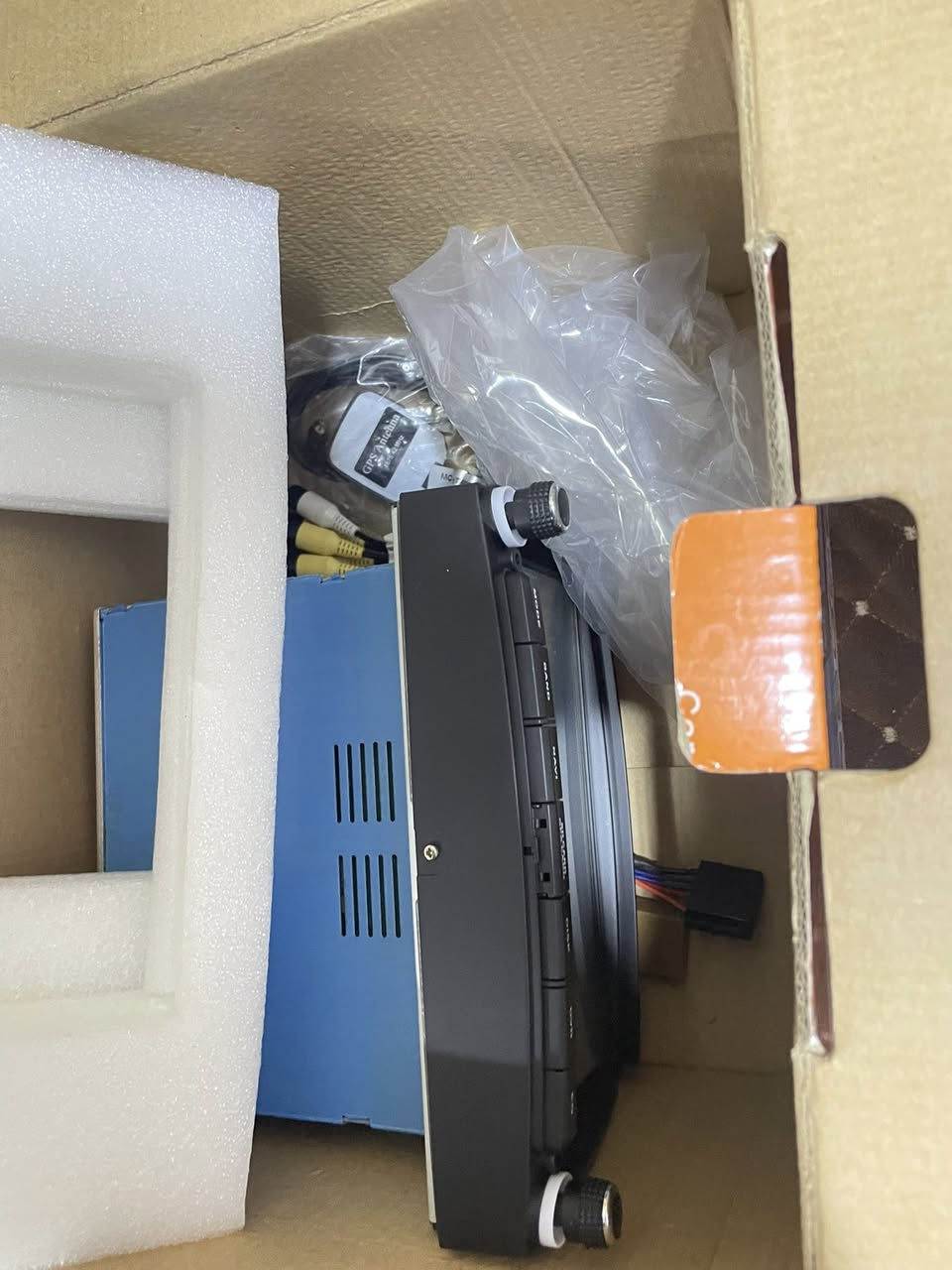 حياهم الله اسعار بلاش كميه5 قطع  وارد كوري  شاشه بلادي هيا وفيشها وتحويره بلادي. السعر 45 سعر ثابت.  مكاني محاويل بابل ***********
