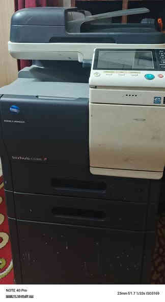 كونيكا مينولتا بزهاب 3350 طابعة ليزريةوجهاز استنساخ ملون 33 نسخة بالدقيقة وجهين ملون دوبلكس فلاش ويطبع من الموبايل شاشة ملونة لمس A4 تحتوي على عربة ومكان للخزن
السعر 300
***********
***********
