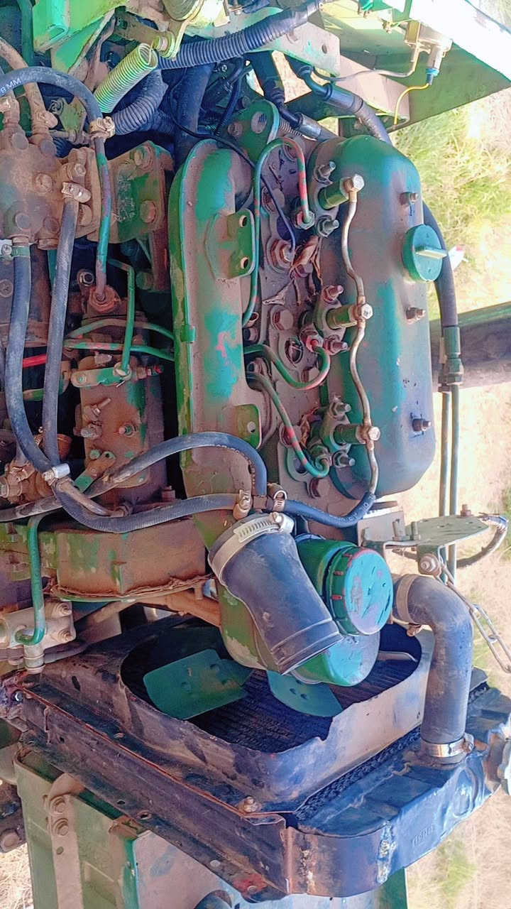 بسبب الوعود الكاذبه مكينه اكرفول للبيع نضيفه حيل وراهه بس رفاس مكينه خير من الله بس تريد ترتيب نمر مال لكير بيه لثاني يفلت سعرهه 2,750 وبيهه مجال رقم ***********
***********
