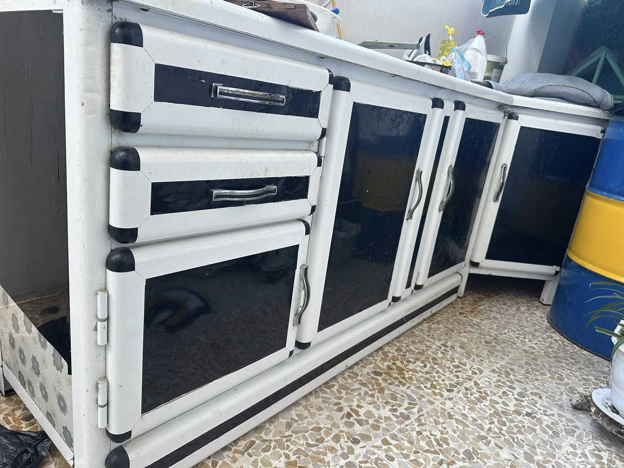 كاونتر مستعمل وسنك للبيع طول 260سم. ادفع سعر وانشاء الله  خير للاستفسار خاص ماسنجر


**إذا كنت صاحب هذا الإعلان وتريد حذفه لأي سبب، رجاءا أرسل رسالة إلى الدعم الفني**