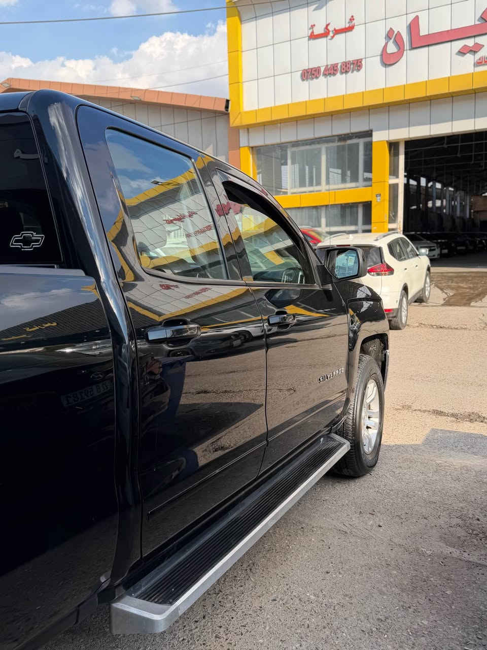 //Chevrolet Silverado//سلفرادو 
محرك ٨ سلندر مرغوب
2017 كفاله عامه ماشية 95 الف 
كامره امامي خلفي 
سيارة مكفول كفاله عامه 
تخم تاير جديد 
دهن هيدروليك كير جديد 
السياره مابيها نقص ابد 
مكان 🚘 اربيل 
سحر ١٩٥ بيها مجال 💸
*********** واتساب 📞 أربيل, العراق
