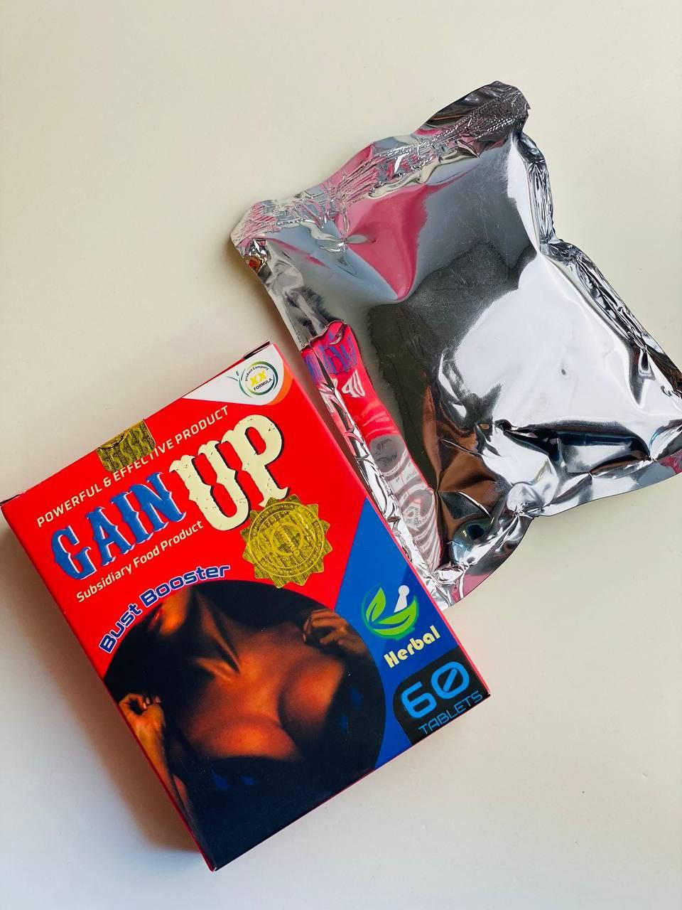 ✨حبوب "جين أب باست بوستر" (Gain Up Bust Booster) هي مكمل غذائي عشبي لتعزيز حجم الثدي وشده.  أنه يعمل عن طريق تحفيز الخلايا الدهنية في منطقة الثدي باستخدام مكونات نباتية. للمساعدة في تكبير الثديين وشدّهما ومنع ترهلهما. يحتوي على مكونات عشبية وطبيعية. غالبًا ما تحتوي على فيتويستروغنز (هرمونات نباتية) مثل الحلبة والشمر وجذور الماكا واليام البري، والتي تحاكي تأثيرات هرمون الاستروجين في الجسم.

✨جمال البنيه بانوثته هذا المنتج مخصص الج اي انتي الي تردين اتكبرين صدرج وتردين شي سريع او أمن😉وين تلكين هل المنتج اكيد عندي حبوب جين أب لتكبير الصدر وشد وتحسين شكل الجلد باختصار اخذي او جربي او شوفي بعينج

كبسول تكبير الصدر GAIN Up صناعة امريكية أصلية 🇺🇸💯شد ورفع وتكبير الصدر مصنوعه من اجود الاعشاب☘ الطبيعيه العالمية💯العلبة بيها ٦٠ كبسوله تكفي شهر. يعطي اجمل علامات الانوثة فعال 100% خالي من أي آثار جانبية كوني مميزة وجسم متناسق ومميز تبرز النتائج  خلال 10 ايام من الاستعمال ♥️

#الاصلي المنشأ امريكي🇺🇸 💯 
السعر 15 الف
🚘 يوجد خدمة توصيل لجميع محافظات العراق ٤ الاف 🚘


**إذا كنت صاحب هذا الإعلان وتريد حذفه لأي سبب، رجاءا أرسل رسالة إلى الدعم الفني**