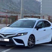 كامري SE • ٢٠٢٢ • ٤٤٠٠٠ كم