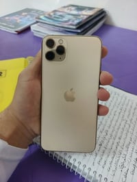 11برو ماكس ذهبي  ذاكر ٦٤ مبدل شاشه  مبدل بطاريه ٧٧ الاقطه مال صوت يعوز...