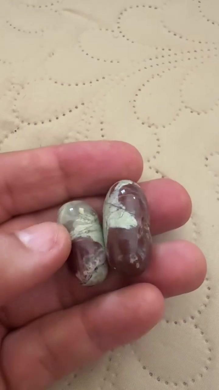 زوج أحجار قديمات جدآ امانه الله ورسوله السعر ١٥٠ الف سعر نهائي


**إذا كنت صاحب هذا الإعلان وتريد حذفه لأي سبب، رجاءا أرسل رسالة إلى الدعم الفني**