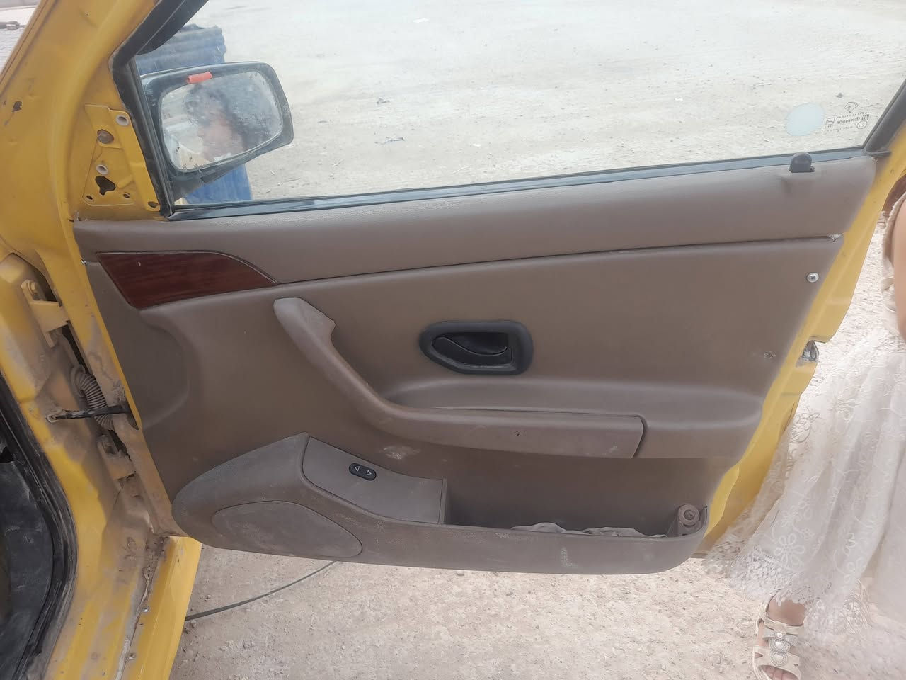 سمند ٢٠١٠ مكينه وكير مكفولات صدر وتايرات نص عمر ما اندل راعيها اكفل سرقة وطلب  ١٣ ورقة وبيهه مجال عنوان واسط الكوت اتصل على الرقم ***********
