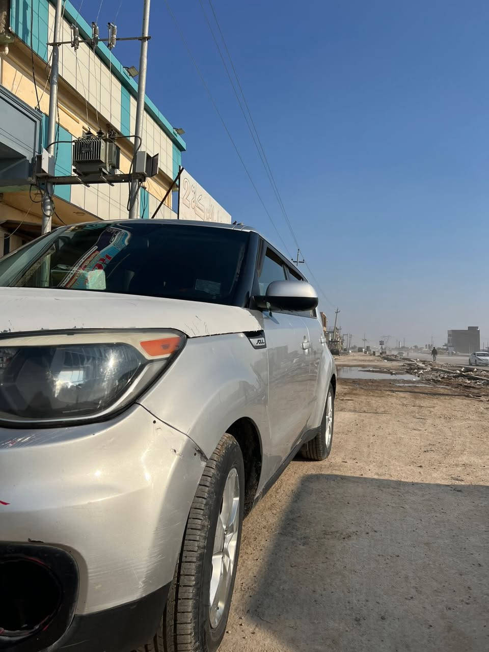 سلام وعليكم 
كيه صول موديل ٢٠١٨
كير محرك شرط تبريد ويا السويج تدفئه نار صدر خلفي امامي جديد تخم تاير جديد كهربايان كلهن شغاله السياره مناقصها شي غير بس دعاميه اماميه 
مكفوله من الحادث القوي وبيها طخه بل جاملغ الايمن  بدولن دواخل مثل ماموضوح ولباقي مكفول 
مكان السياره صلاح الدين تكريت 
السعر ١١٧
وبيها مجال 
***********
