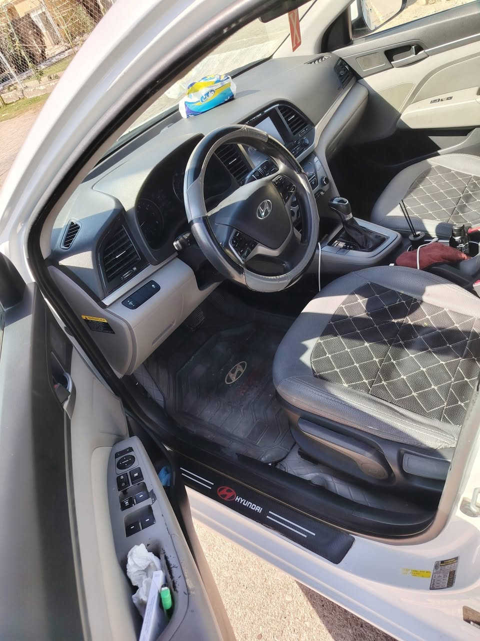 السلام عليكم انترا 2018 امريكي رقم أربيل الجديد سنويه ل٣٠ هزا جديده محرك 2000 مكفول كير مكفول تخم تاير جديد سدر خلفي أمامي جديد السياره جاهزه منكلشي ليبل واحد حتا الدعاميات كفاله من التبديل فقط فقط الجامع الأمامي رش بدون اي دواخل ومعجون وصار عندي بيها تكشير حافت القماره ومكانات بصيطه يعني السيارة كفاله من الضربه والتبديل ماشيه ١٣٠ تراي كلش حلو وضع الشركه السعر ١١٩ وبيها مجال بسيط مكان صويره شحيميه الشراي يتصل ***********
