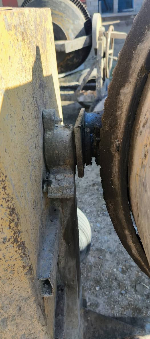 خباطه انكيزي لبيع مكاني رمادي اتصل ***********
