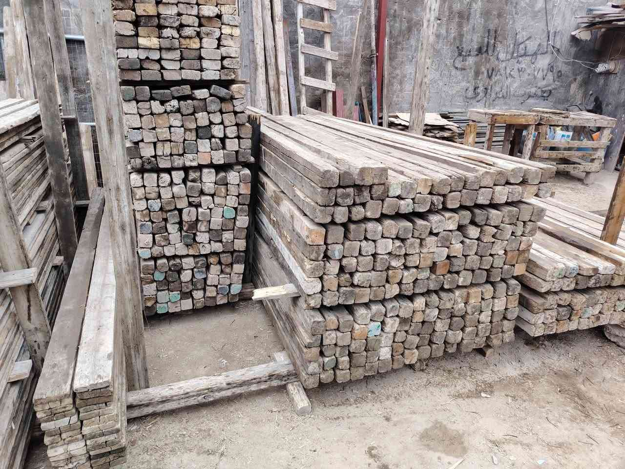 قالب خشب للبيع روسي تارس العدد 24مكعب وابيع نص القالب اتصال ***********، *********** المكان الحله المركز،،
