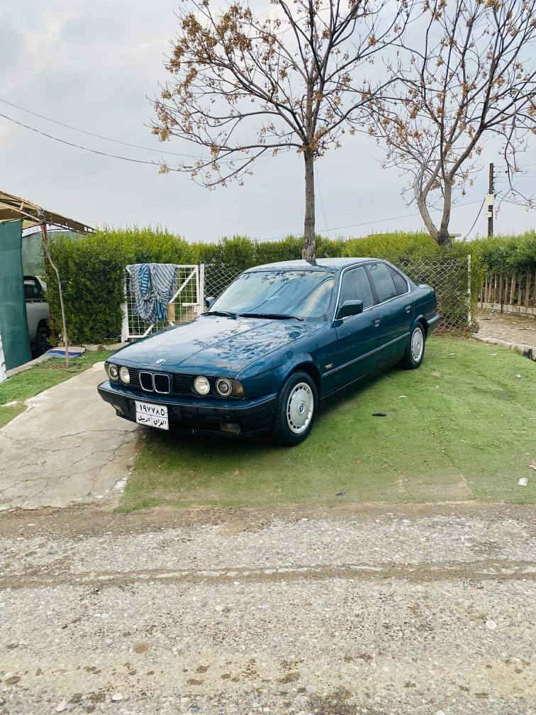 BMW
مۆدیل 1991
گێر عادی
گێرومەکینەی بەشەرت
مەکینەی 20تە 
تەقەورەقەی بەشەرت
تەبریدە وتووندوتۆڵە
سەیارەکە بەس ئەوەلیاتە
ژمارەی خاوەنەکەی ***********
شوێن هەولێر أربيل, العراق
