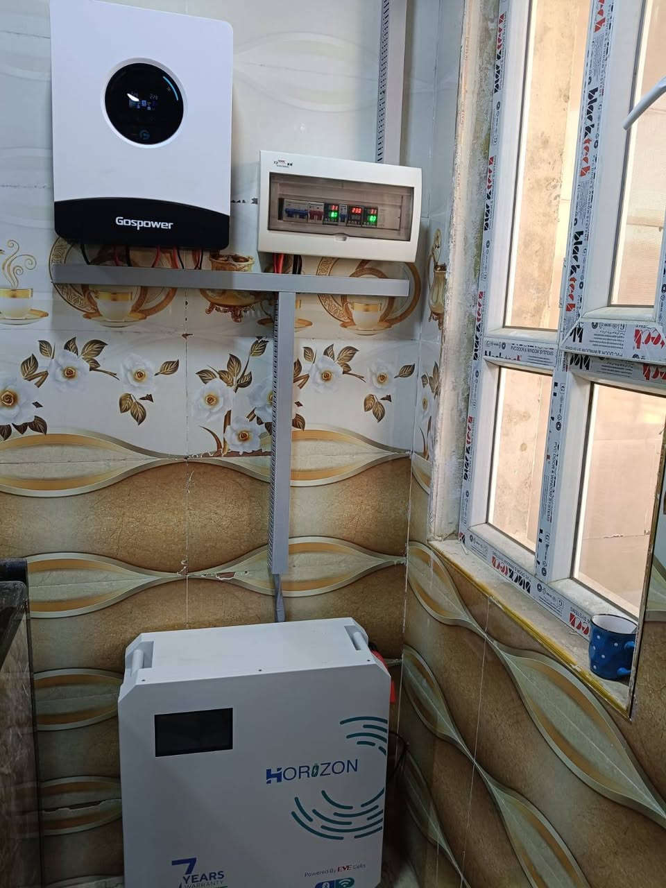 موصل حي الوحدة - منظومة جديدة  -منزل السيد سعد التميمي 
المنطقة : موصل حي الوحدة 
نوع المظومة : منظومة Gospower 
تشغيل الصباحي 20 امبير التشغيل المسائي 15 امبير 
 
- انفيرتر  6.2 كيلواط Gospower
- بطارية 14.4 كيلواط Horizonضمان 7 سنوات 
-  الواح شمسية 600 واط  ضمان 12 سنة 
  
# مميزات المنظومة الشمسية
-ارجاع الكهرباء للوطنية 
- تقليل فاتورة الكهرباء 
- تحسين البيئة وتقليل الانبعاثات الكربونية
- توفير الطاقة في أوقات الذروة
- المحافظة على اجهزة المنزل كون الفولطية مستقرة وتطول العمر الافتراضي للاجهزة الكهربائية   

شركة الطاقة الذكية .
الموقع بعشيقة حي العسكري مقابل معرض مخلد 
 *********** 
***********.  
www.taqa-smart.com 
Fadi@taqa-smart.com
 

 

طاقة_شمسية
#منظومات_طاقة
#سوفار
#HZ
#داينيس
#الربيعة
#تل_سمير
#طاقة_سمارت
#طاقة_متجددة
#انفرتر
#بطاريات
#الواح_شمسية
#نصب_منظومات
#عروض_الطاقة
#عراق
#بعشيقة
#مهندس
